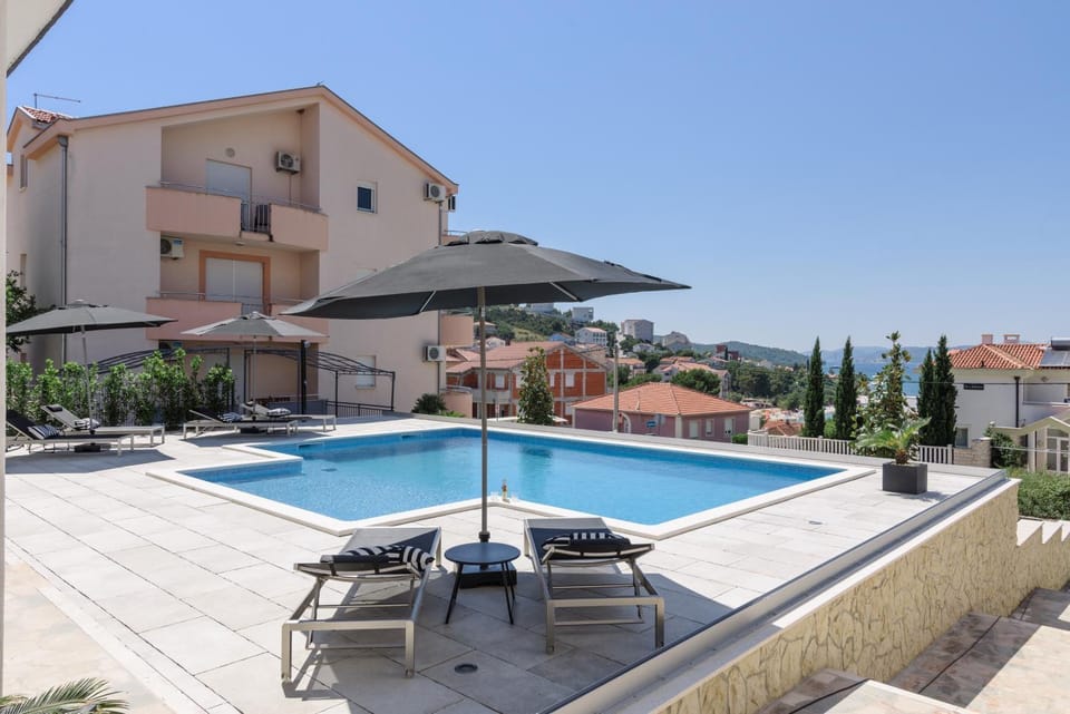 Villa Gala Apartment in Okrug Gornji