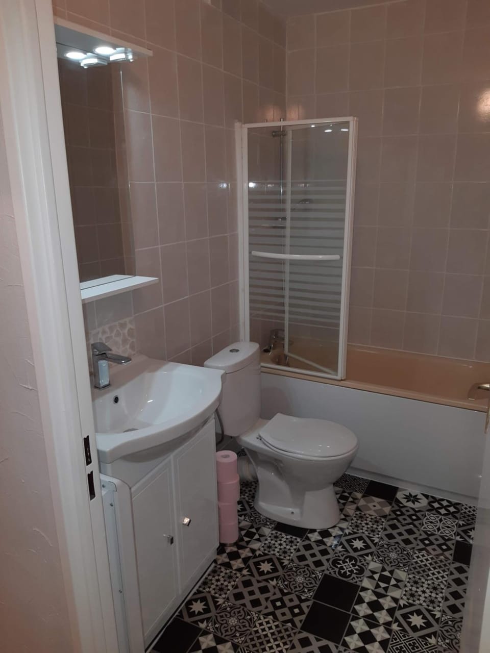 Charmant Studio Apartment in Metz