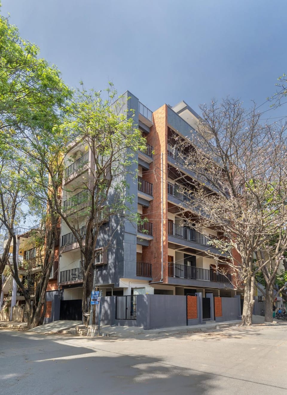 Property building, Day