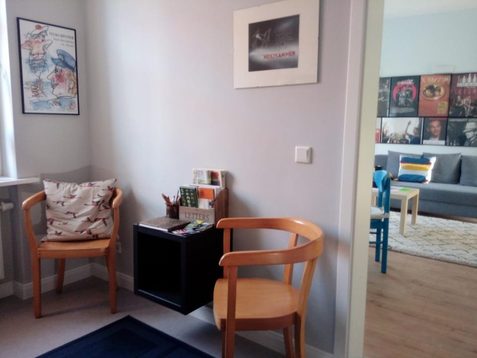 Seating area