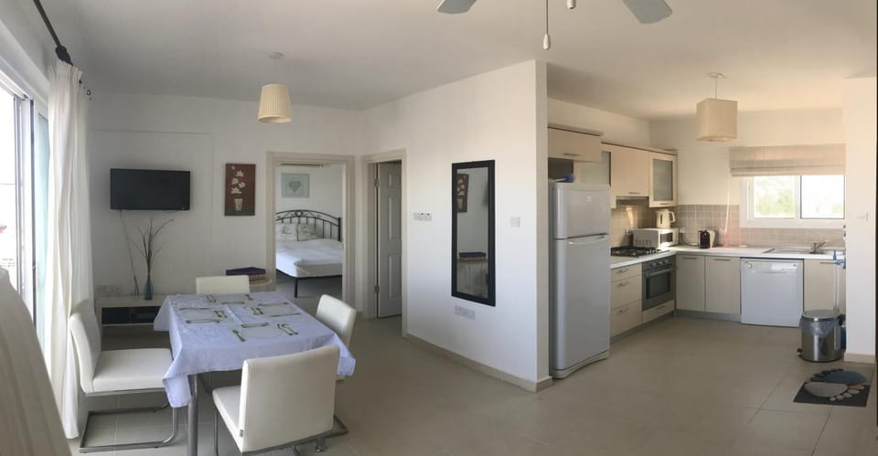 Kitchen or kitchenette, Seating area, dishwasher, minibar, pet friendly, stove, toaster