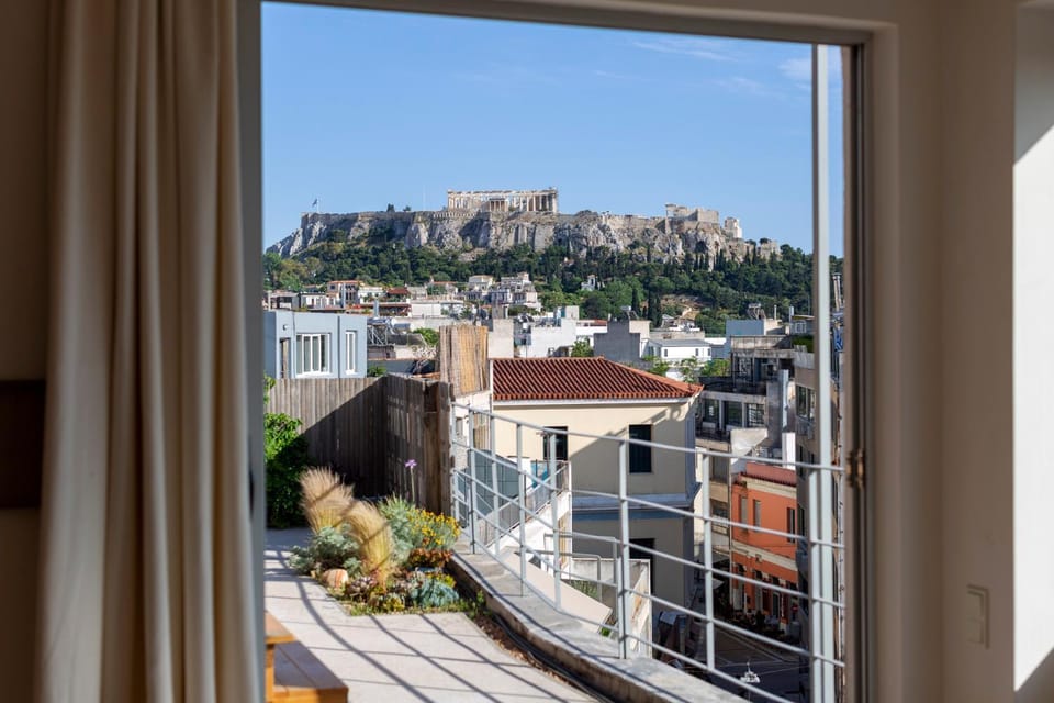 Balcony/Terrace, Landmark view