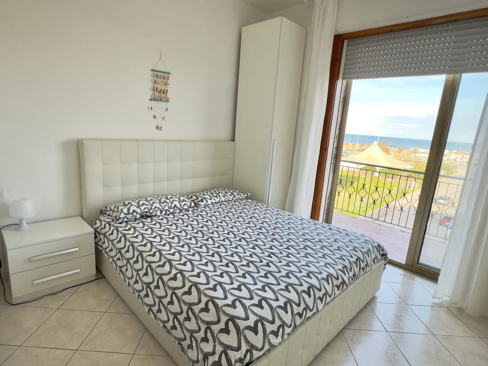Bedroom, Sea view