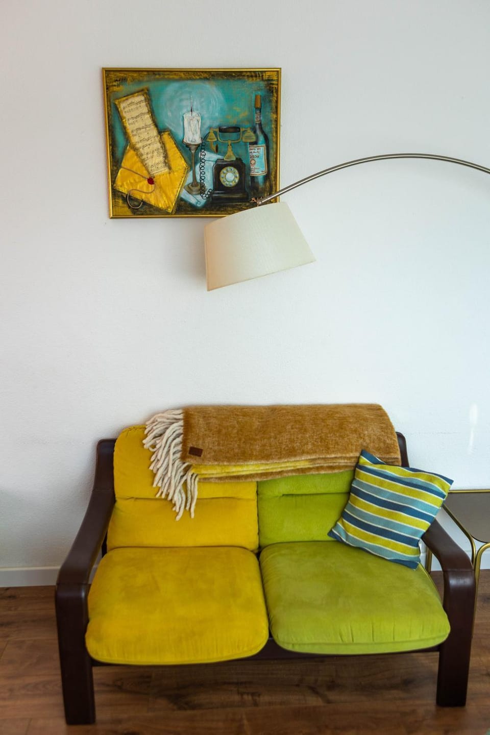 Decorative detail, Seating area