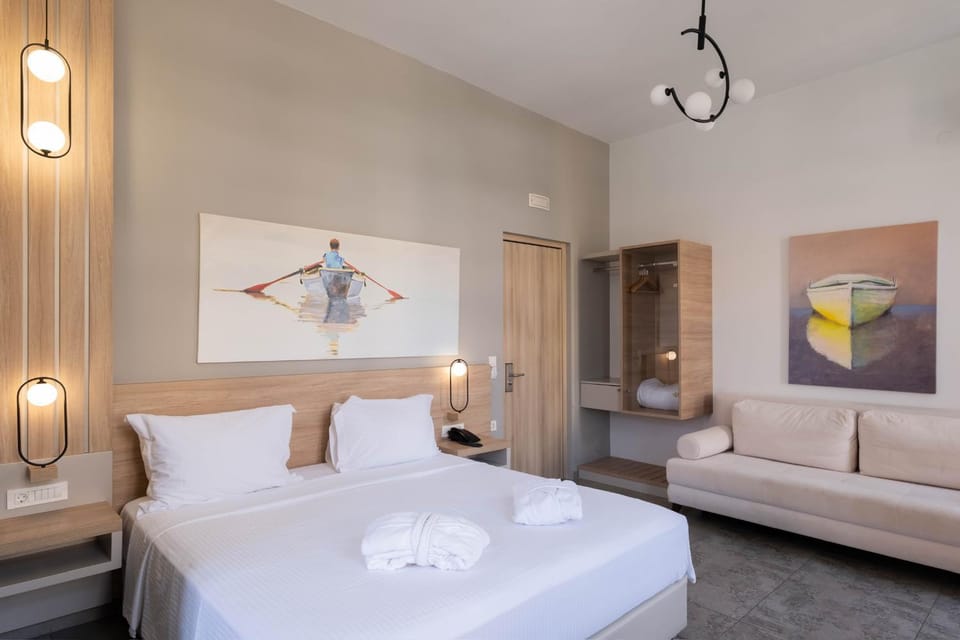 Bed, Photo of the whole room, Decorative detail, Bedroom