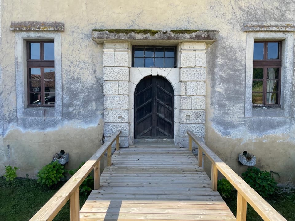 LE POUY House in Nouvelle-Aquitaine