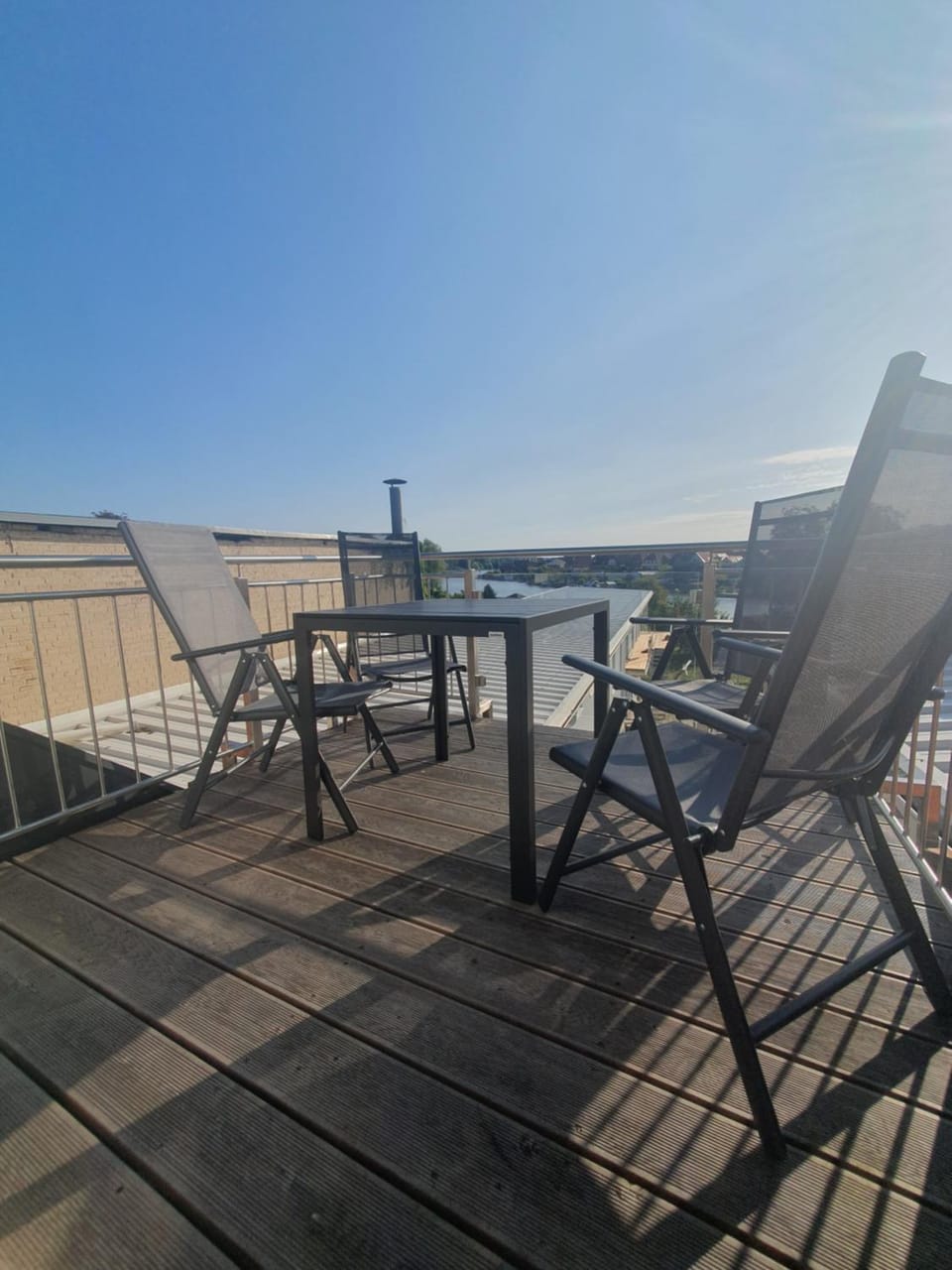 Patio, Day, View (from property/room), Balcony/Terrace, Dining area, Lake view