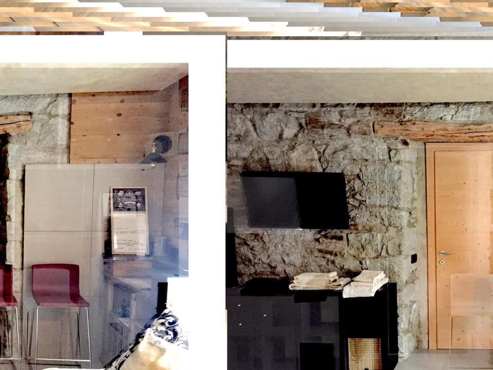 TV and multimedia, Photo of the whole room