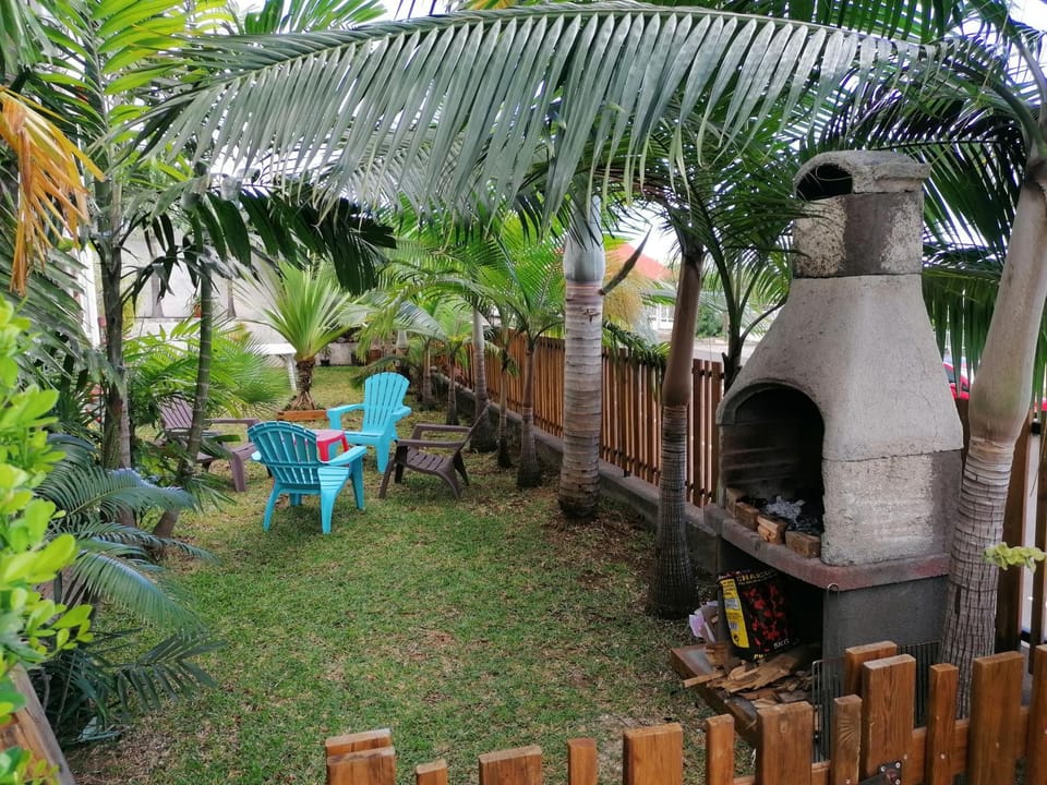 BBQ facilities, Garden