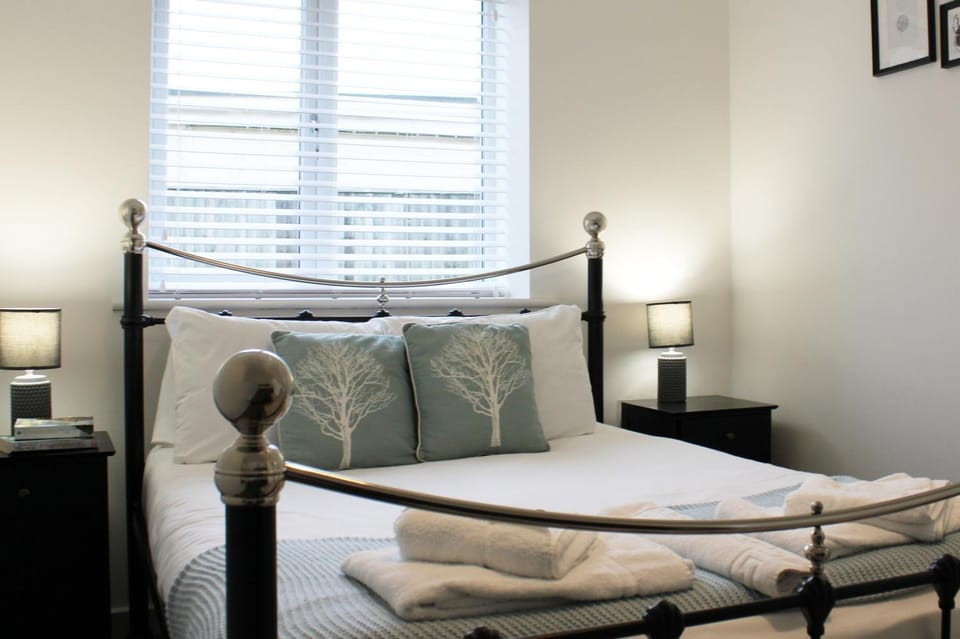 Bed, Bedroom, wardrobe