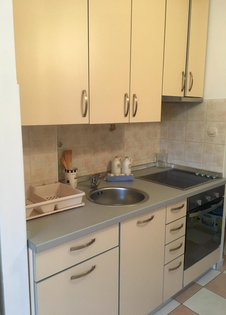 Coffee/tea facilities, Kitchen or kitchenette