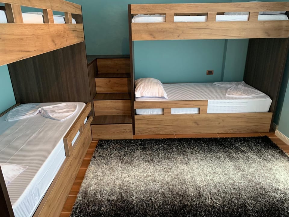 bunk bed