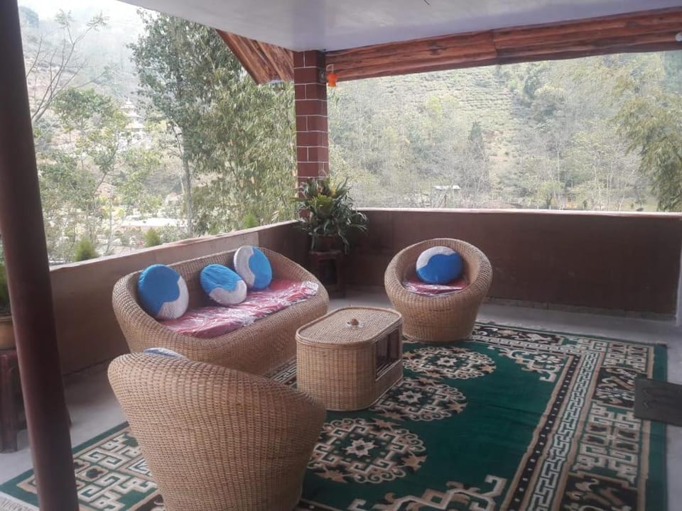 Seating area