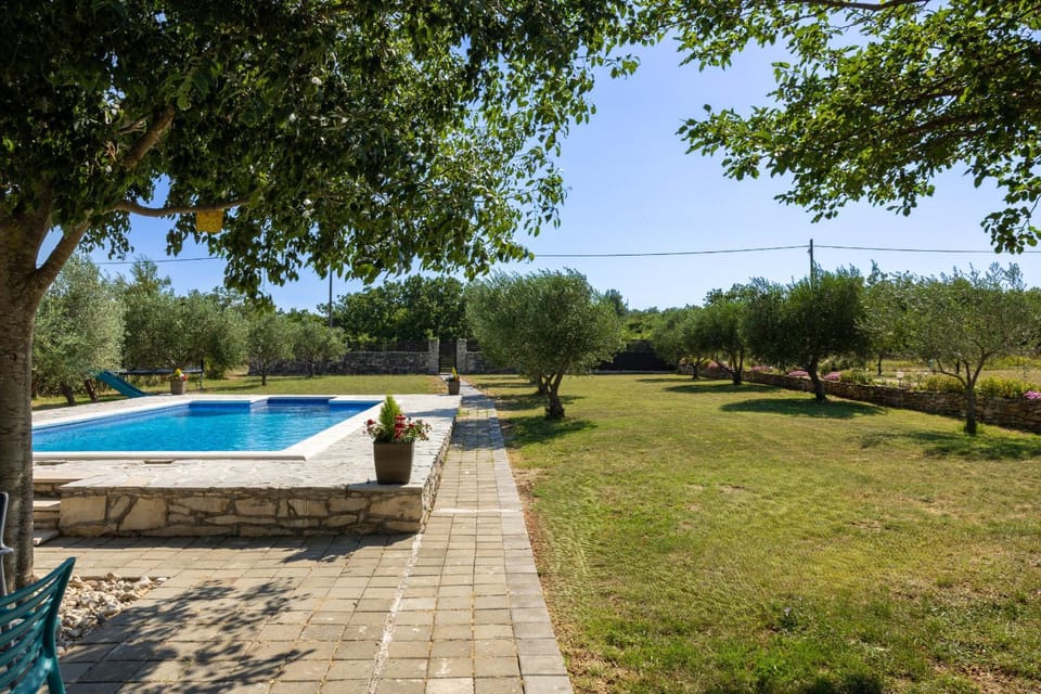 My Dalmatia - Villa Mandorla with private pool and Jacuzzi House in Zadar County