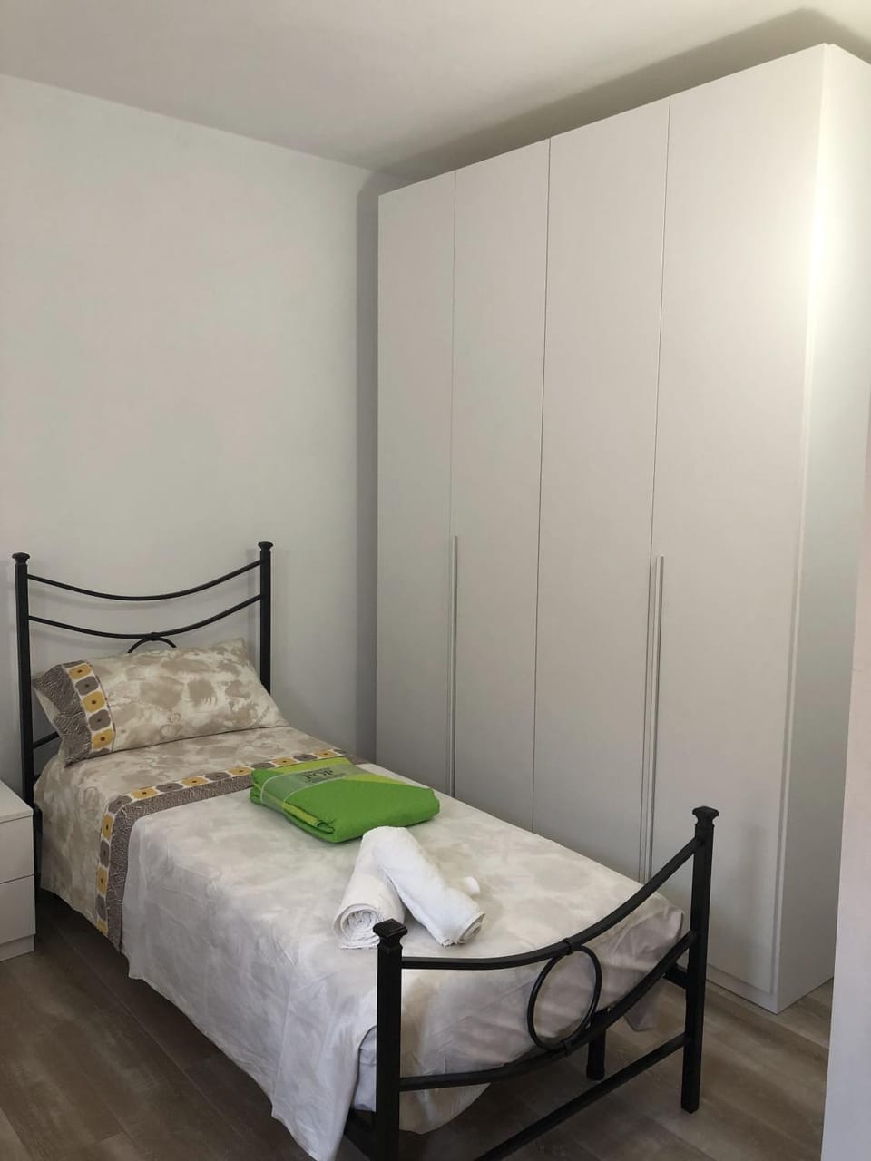 Bed, Bedroom, wardrobe