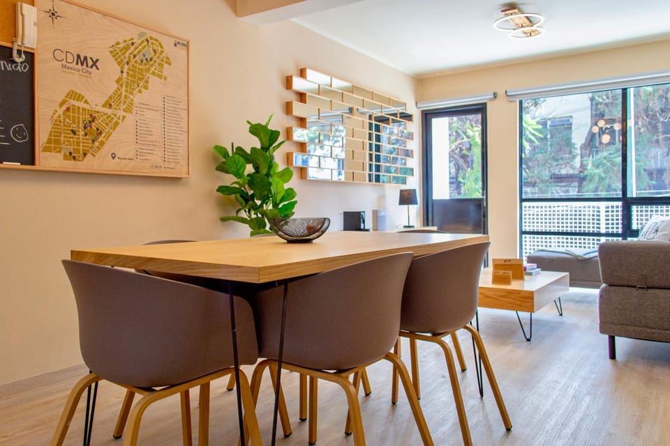 Dining area, Dinner