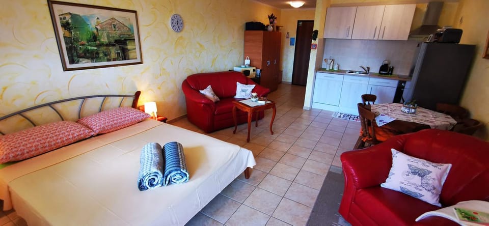 Studio Apartment Lela Ližnjan Apartment in Medulin