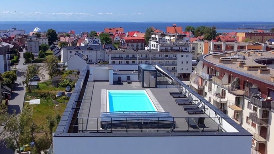 Property building, Swimming pool
