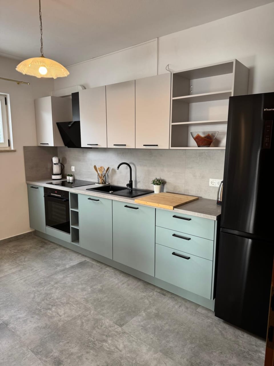 Comfortable apartment near the sea Apartment in Trogir