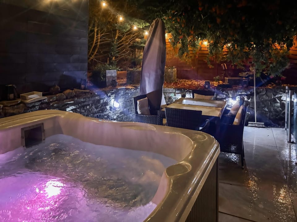Hot Tub