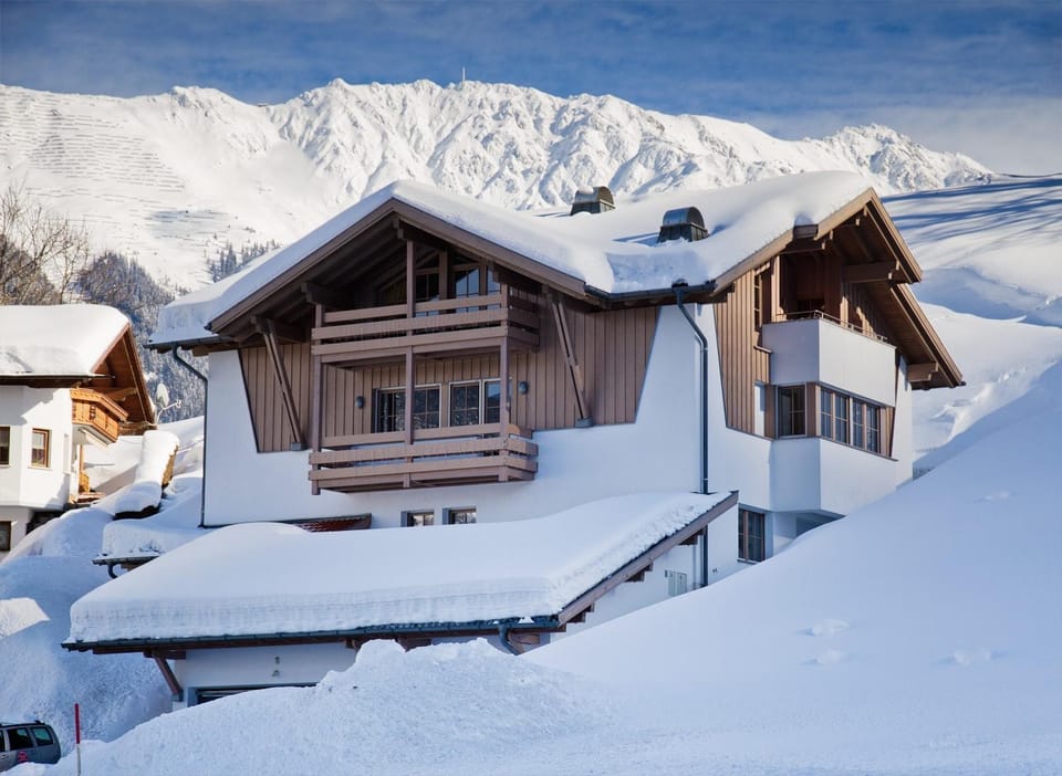 Property building, Winter, Mountain view