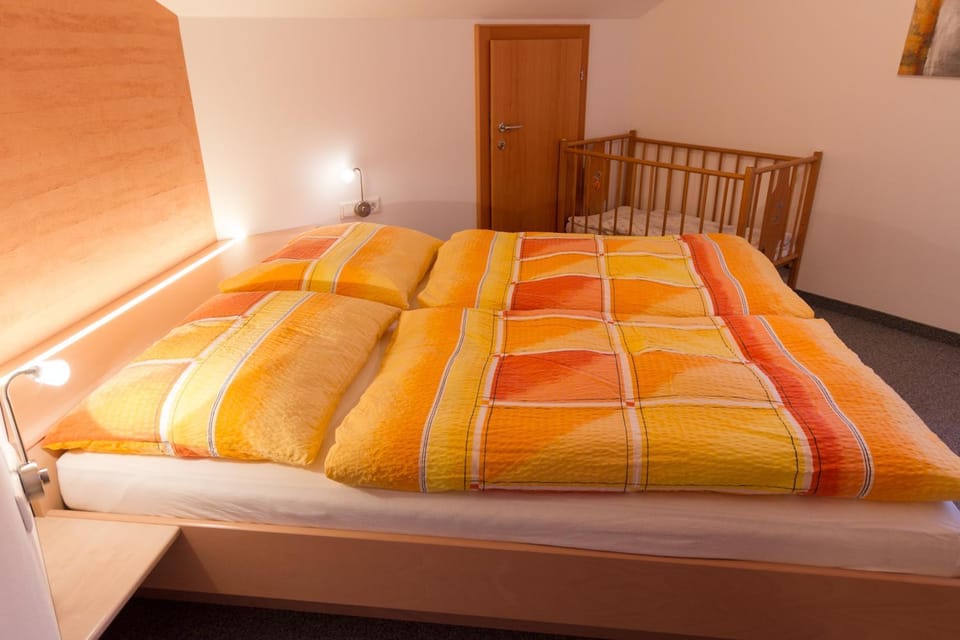 Bed, Balcony/Terrace, cot, wardrobe