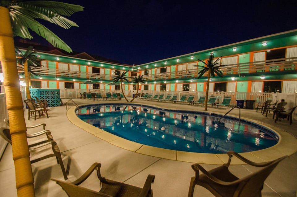 Property building, Facade/entrance, Pool view, Swimming pool