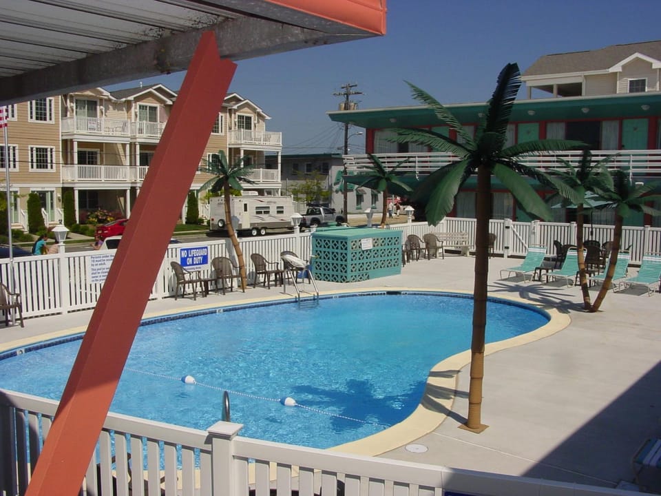 Patio, Swimming pool