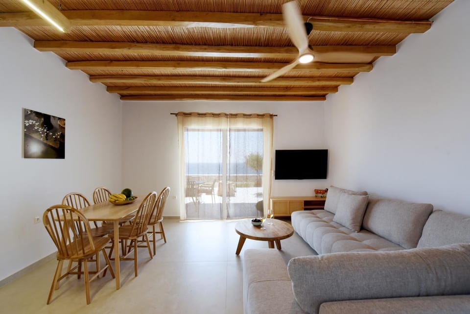 Giourgas Studios & Apartments Apartment hotel in Milos