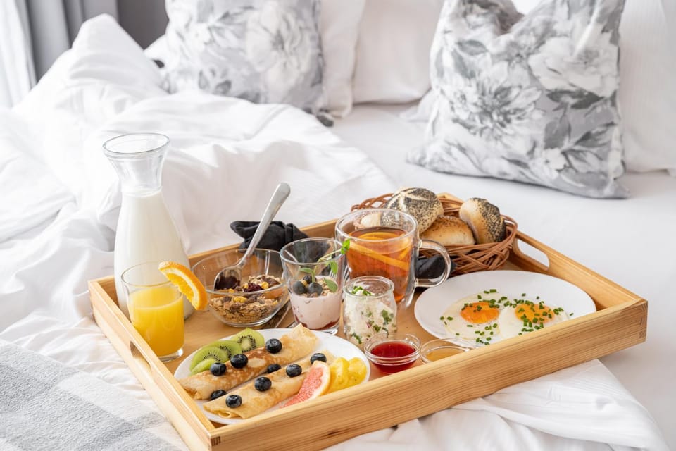 Breakfast, Continental breakfast, Buffet breakfast