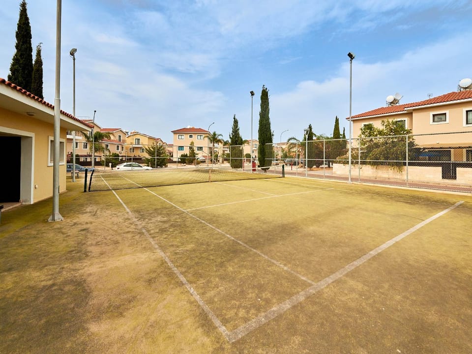 Tennis court