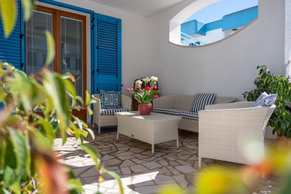 Patio, Day, Garden view