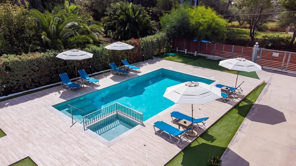 Day, Natural landscape, Garden, Garden view, Pool view, Swimming pool, sunbed