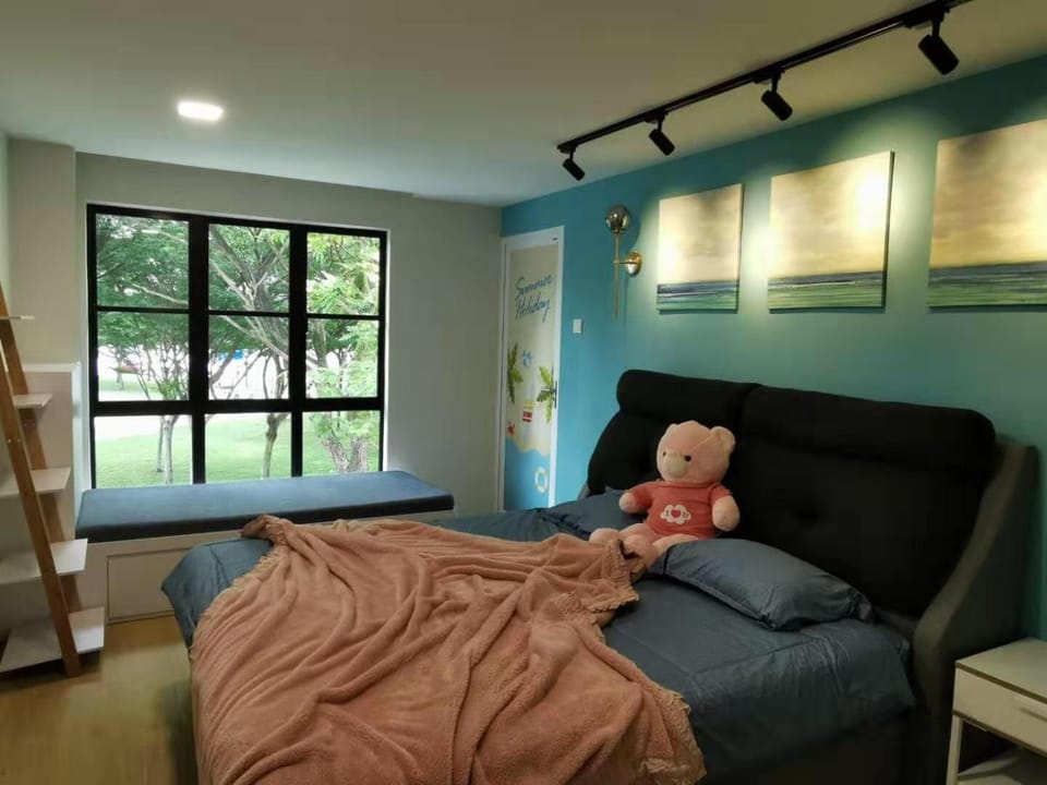 Bed, Bedroom