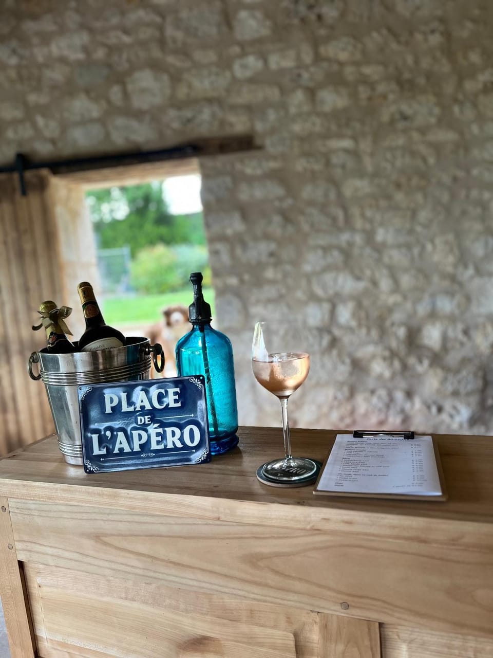 Lounge or bar