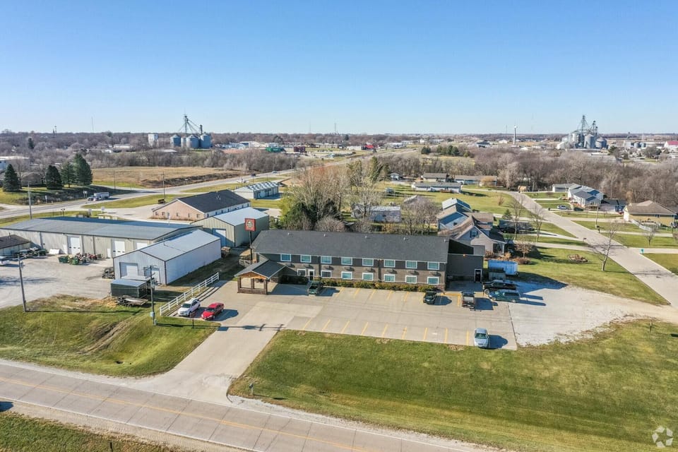 Bird's eye view, Parking