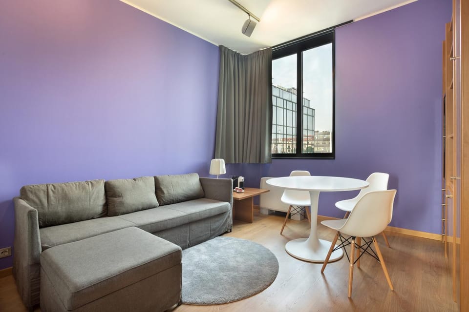 Living room, Seating area, Dining area