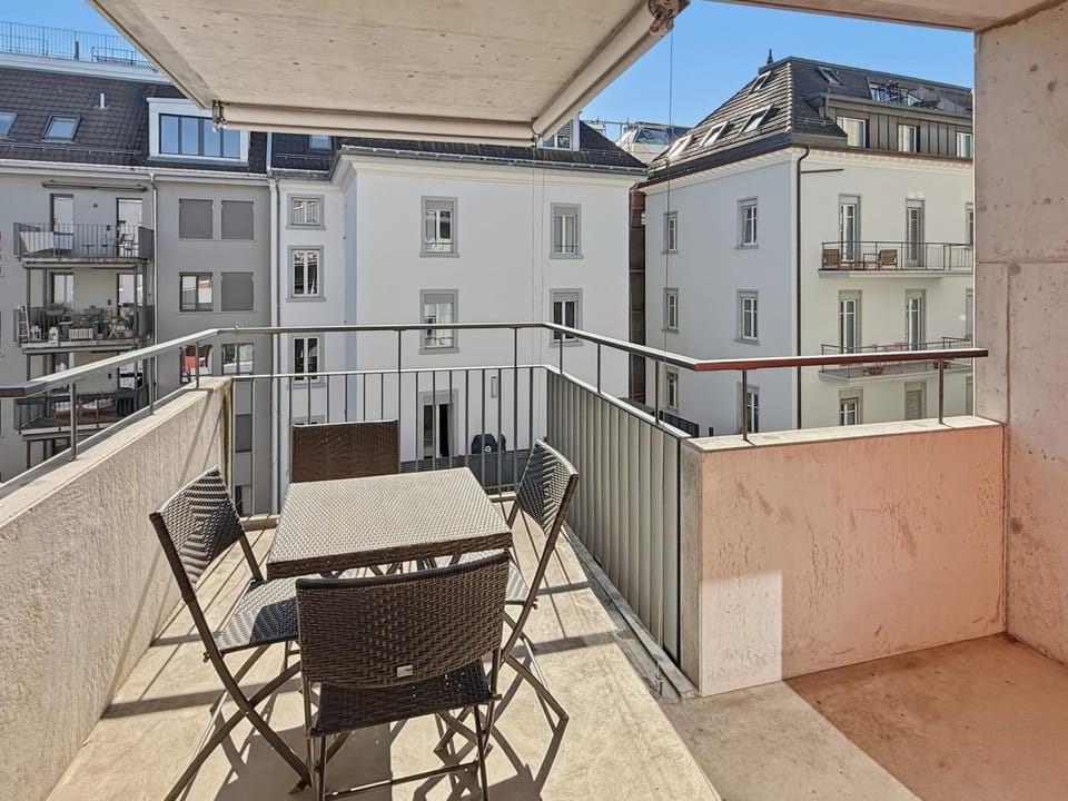 Patio, Neighbourhood, Balcony/Terrace, Dining area