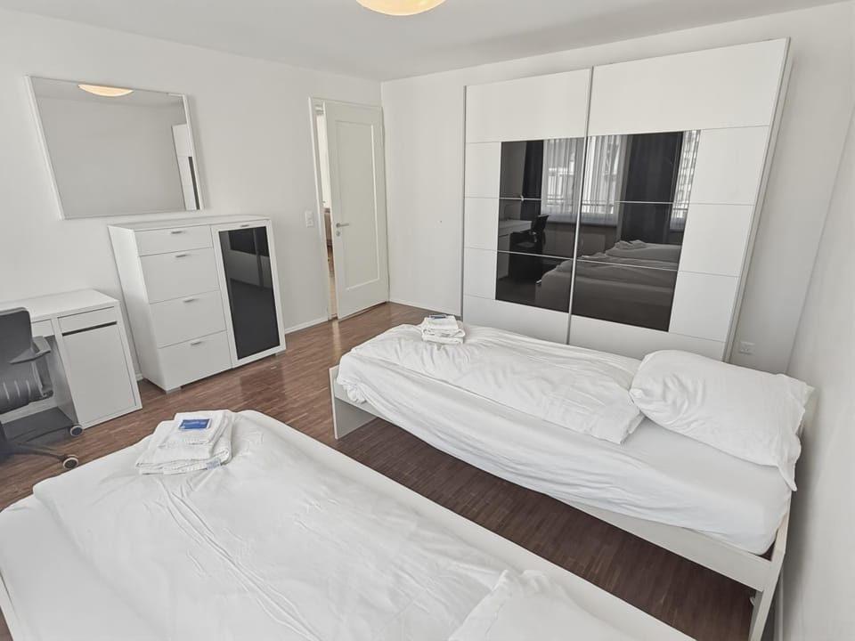 Bed, Bedroom, wardrobe