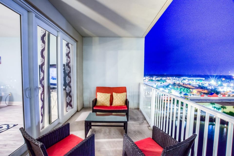Laketown Wharf 929 By Aneliya House in Panama City Beach