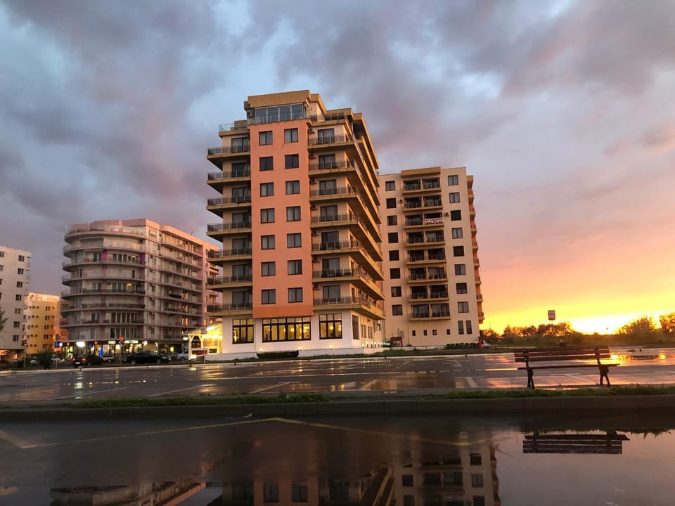 Property building, Nearby landmark, Neighbourhood, Sunset