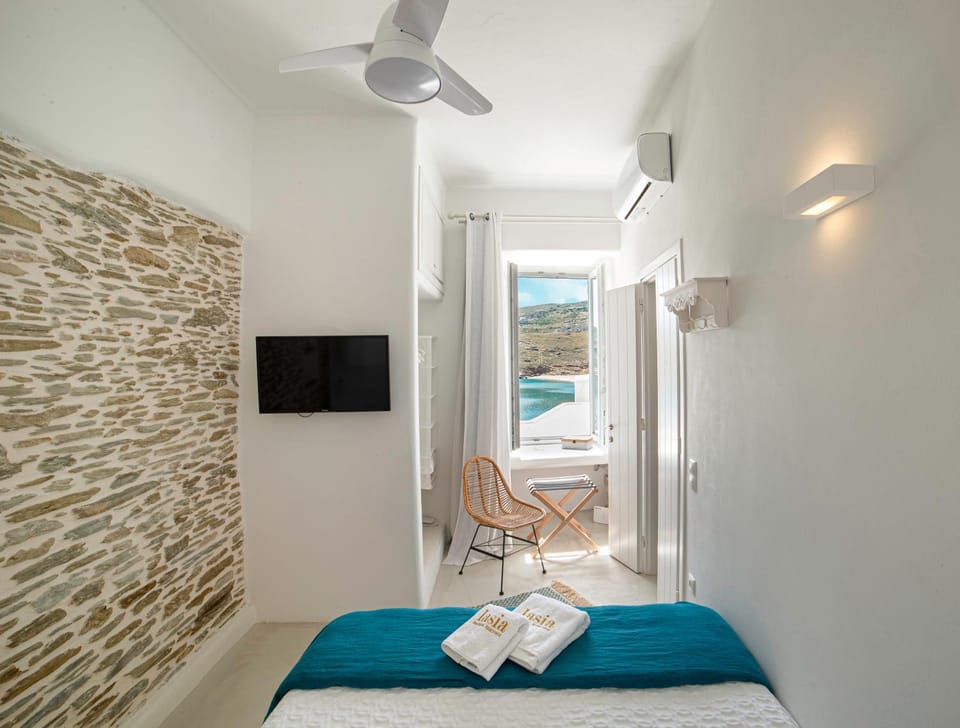 View (from property/room), Bedroom, Sea view, Sea view