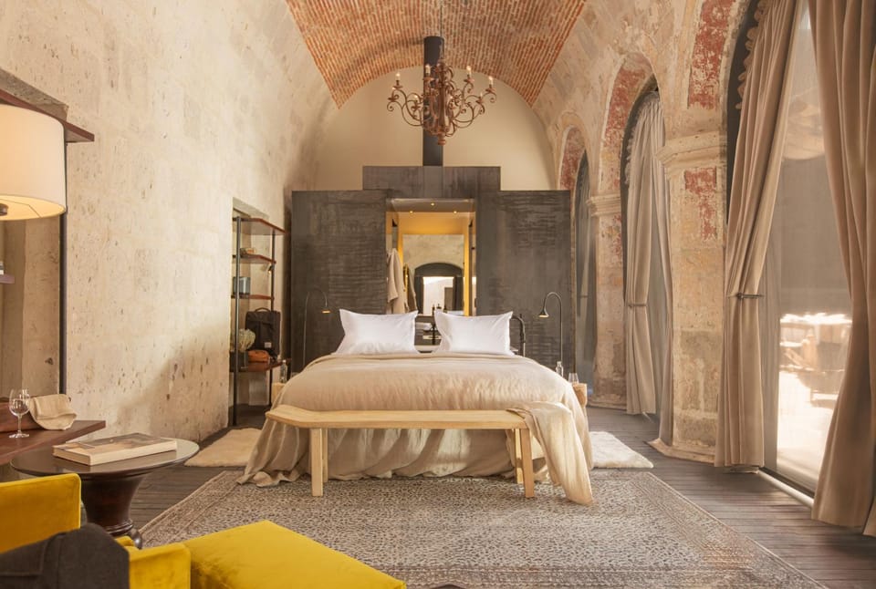 View (from property/room), Photo of the whole room, Decorative detail, Bedroom