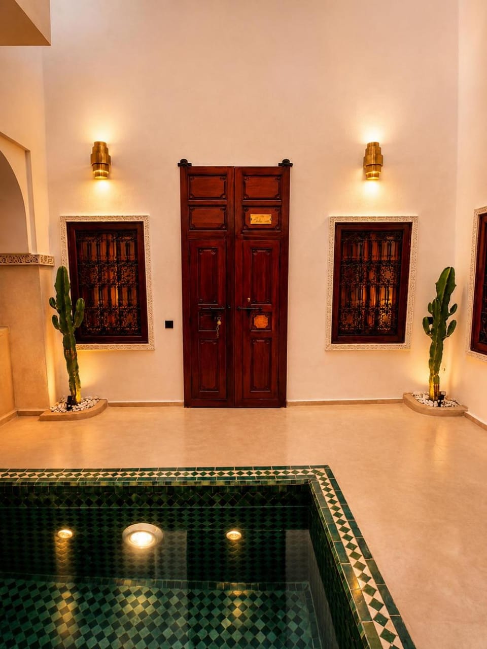 Living room, Swimming pool