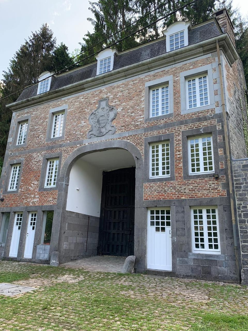 Property building, Facade/entrance