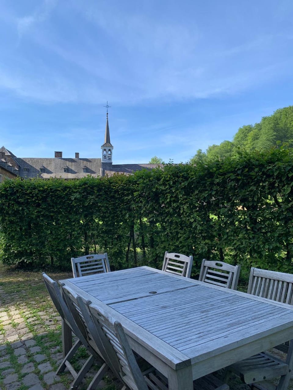 Patio, Nearby landmark