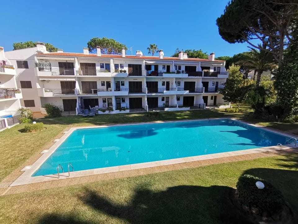 Pool view, Swimming pool, Swimming pool