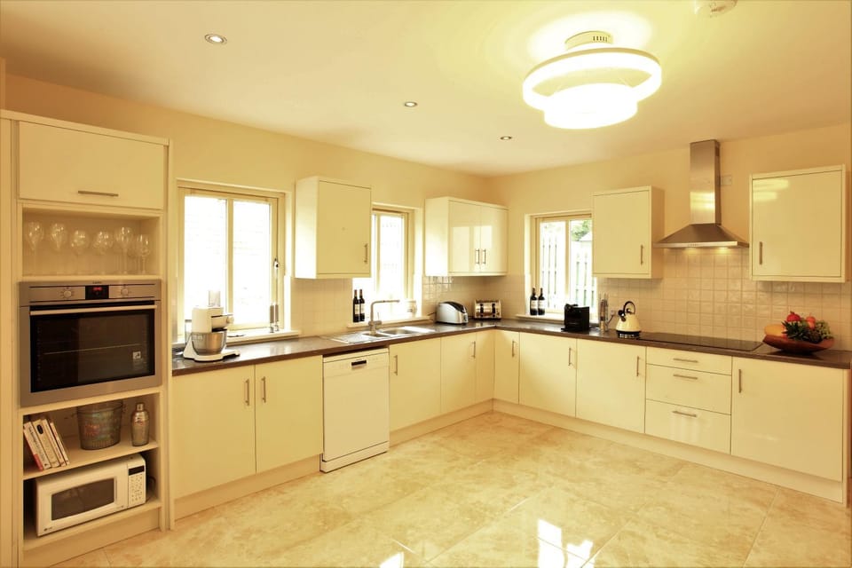 Kitchen or kitchenette, Photo of the whole room