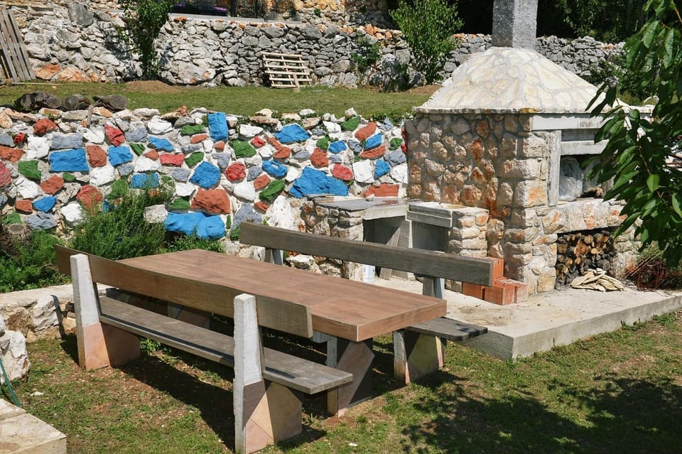 BBQ facilities, Area and facilities