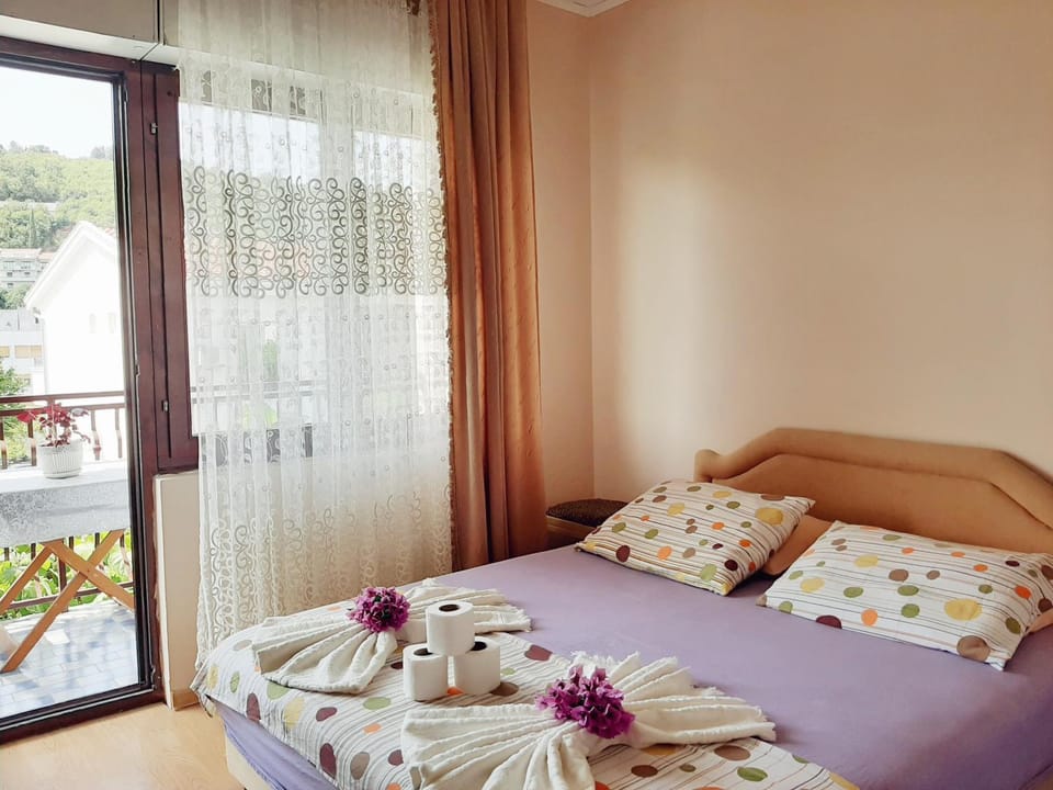 Guesthouse DONA Bed and Breakfast in Ulcinj
